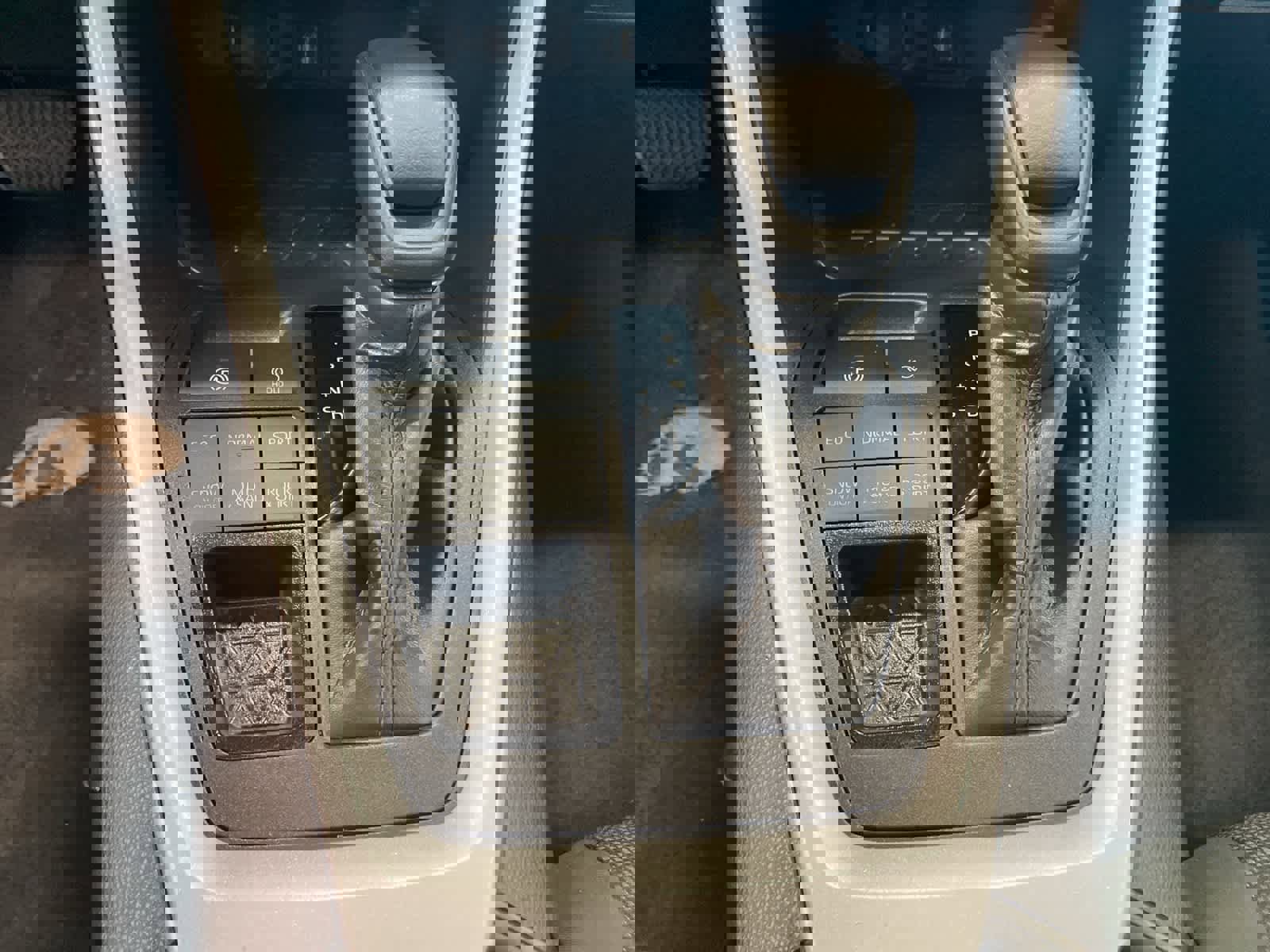 Used 2024 Toyota RAV4 LE image 16