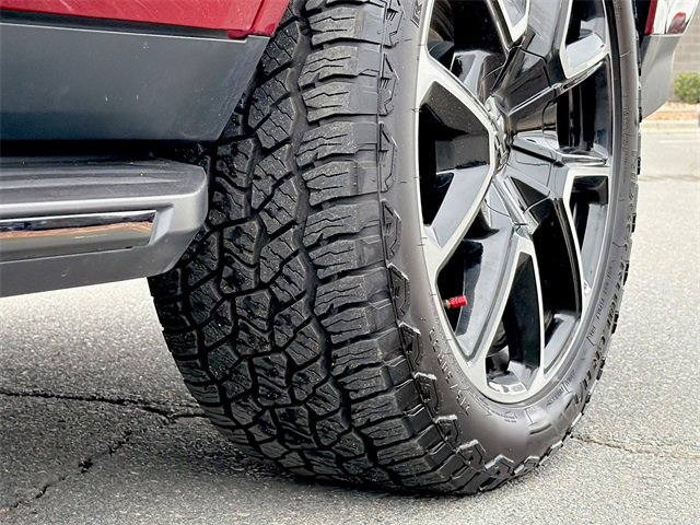 Used 2023 Chevrolet Tahoe RST w/ Sport Performance Package image 19