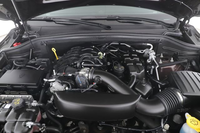 Used 2024 Dodge Durango SXT w/ SXT Blacktop Group image 15