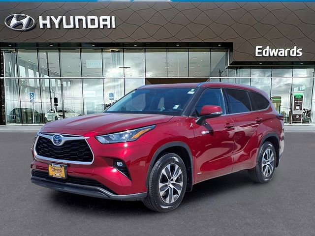 Used 2020 Toyota Highlander XLE