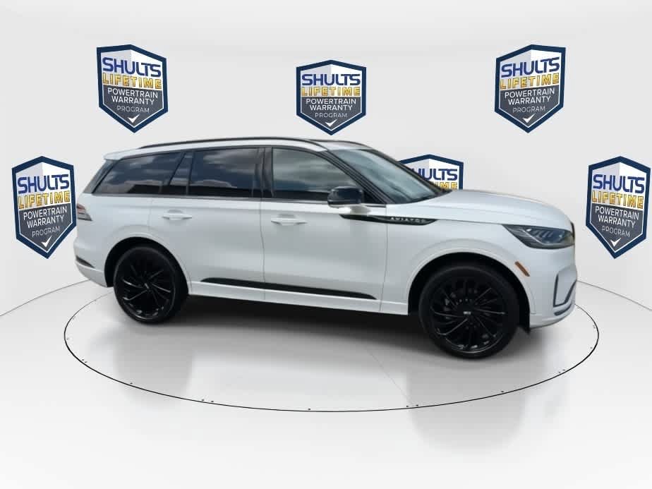 Used 2026 Lincoln Aviator Reserve w/ Jet Appearance Package AWD/4WD image 9