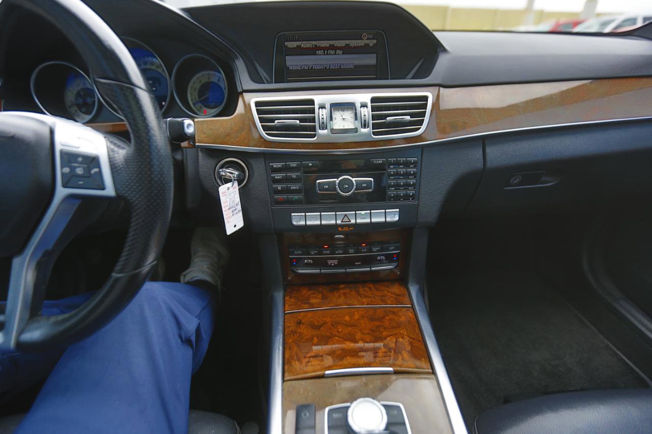 Used 2014 Mercedes-Benz E 350 4MATIC Sedan w/ Premium 1 Package image 8
