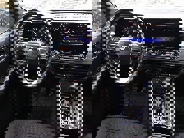 Used 2024 Chevrolet Colorado LT w/ LT Convenience Package image 12