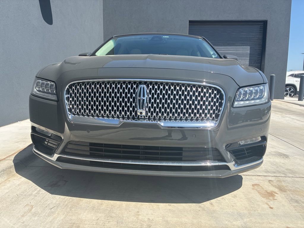 Used 2017 Lincoln Continental Black Label w/ Rear-seat Package AWD/4WD image 2