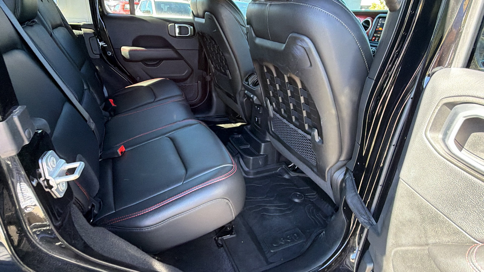 Used 2019 Jeep Wrangler Unlimited Rubicon AWD/4WD image 21