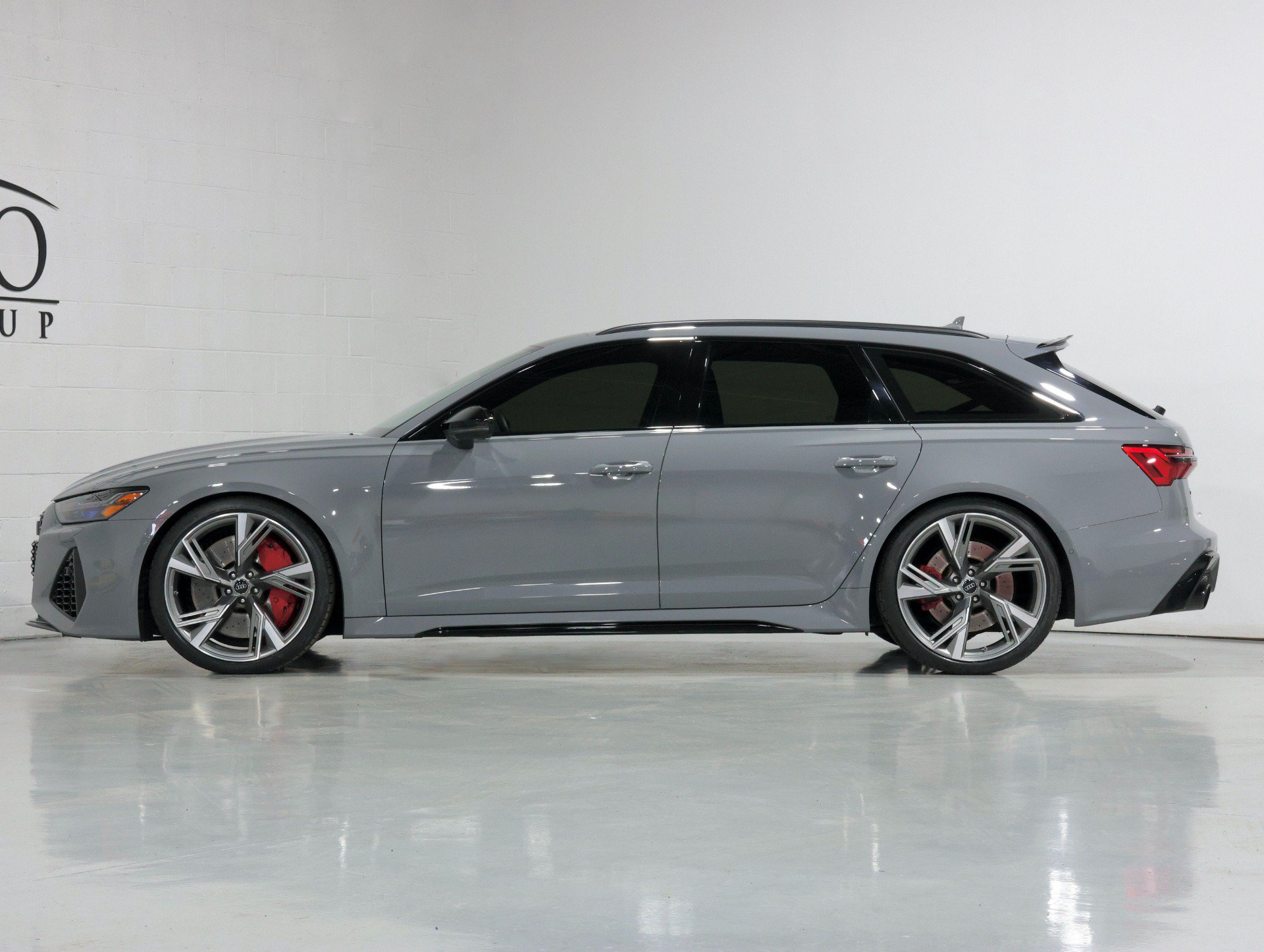 Used 2021 Audi RS 6 AWD/4WD image 19
