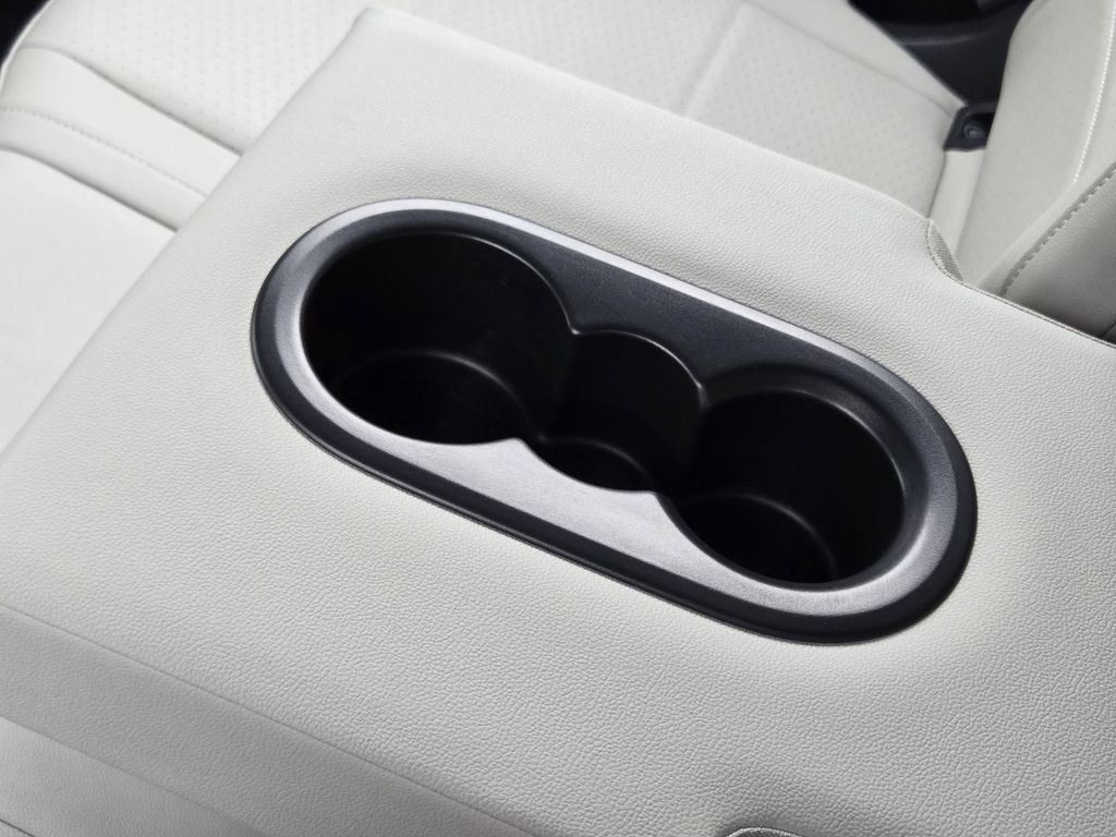 Used 2021 Volkswagen Tiguan SE R-Line image 39