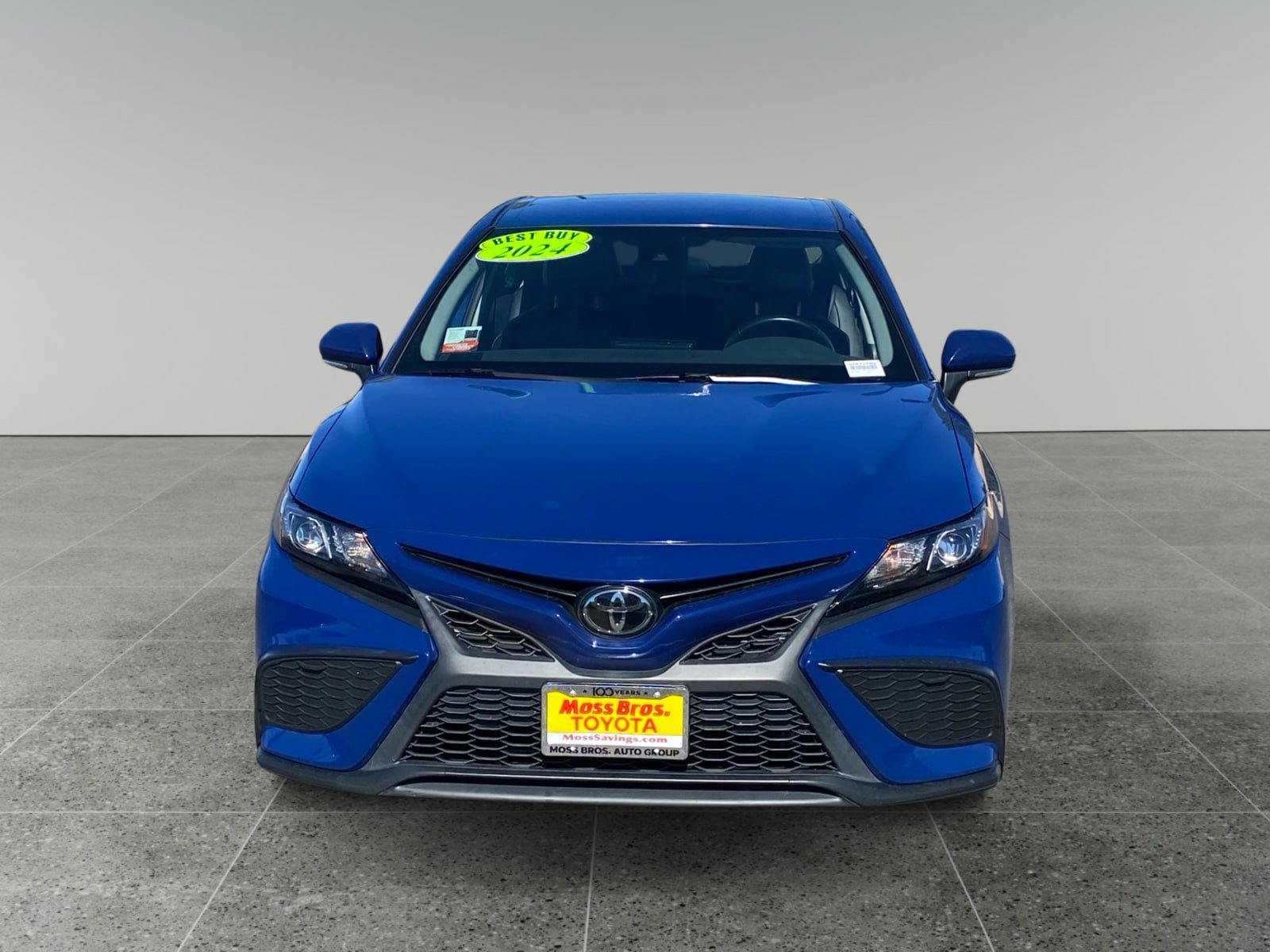 Used 2024 Toyota Camry SE FWD image 8