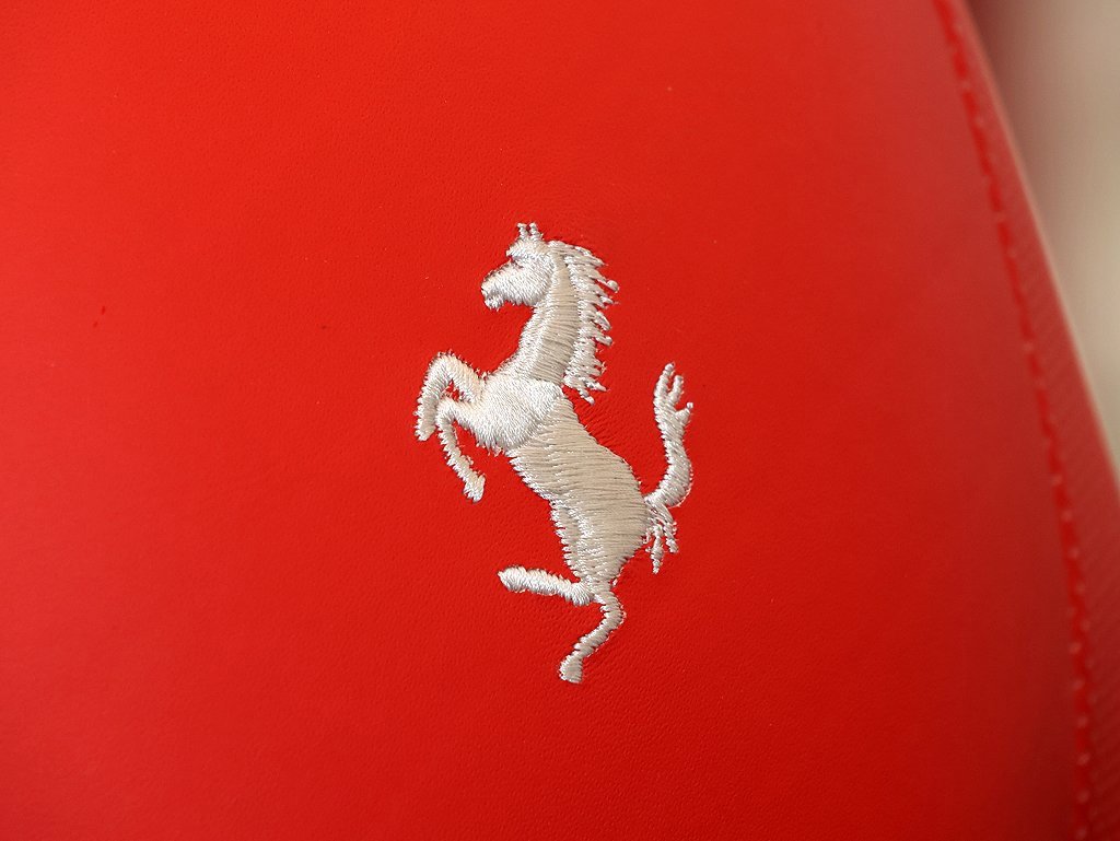 Certified 2022 Ferrari Portofino M image 39