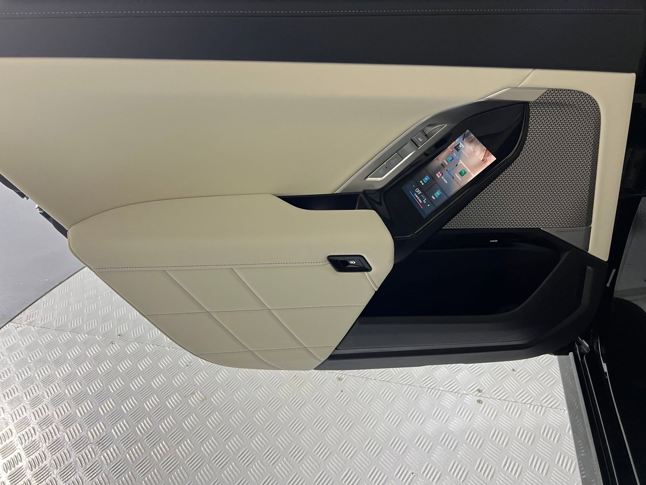 New 2026 BMW 760i xDrive image 33