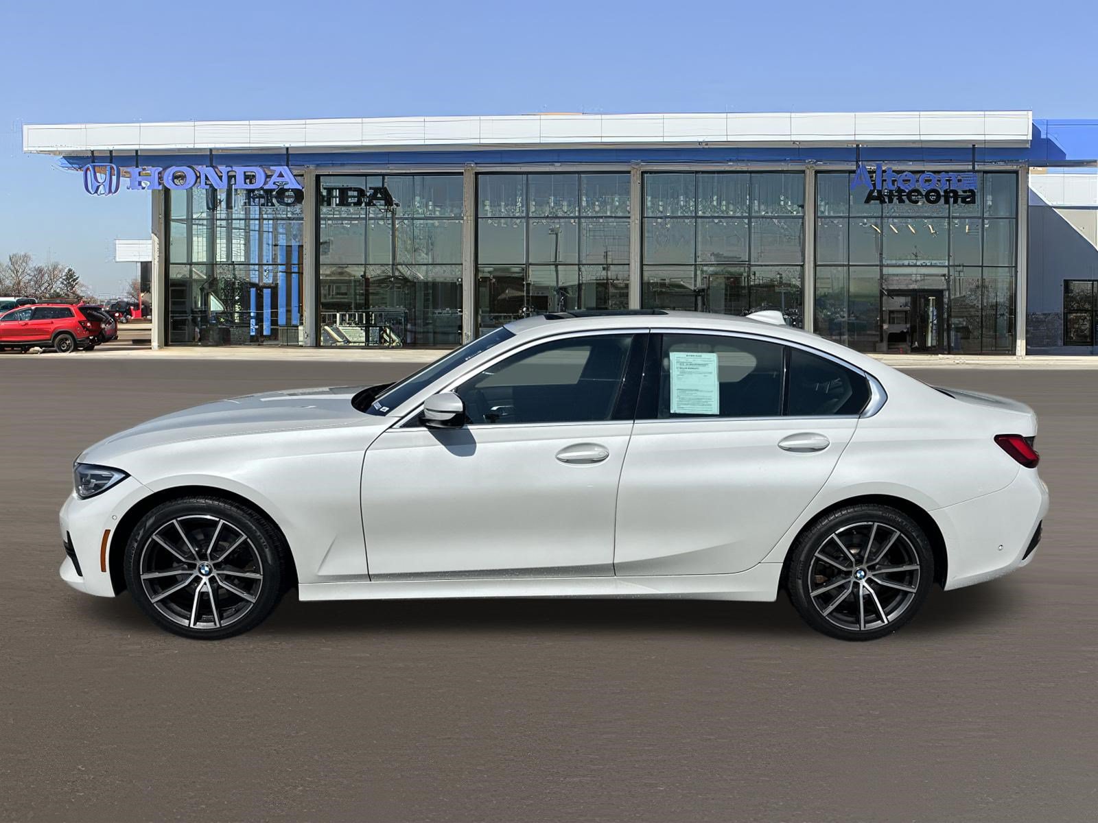Used 2021 BMW 330i xDrive Sedan w/ Premium Package AWD/4WD image 2