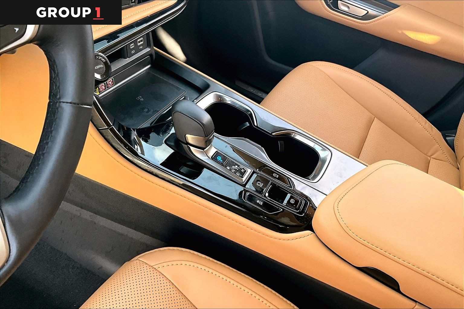 Used 2025 Lexus NX 250 FWD w/ Premium Package image 14