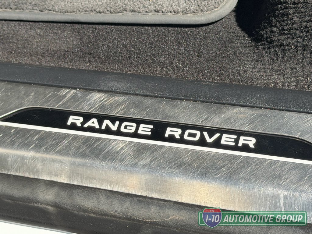 Used 2025 Land Rover Range Rover Sport SE AWD/4WD image 20