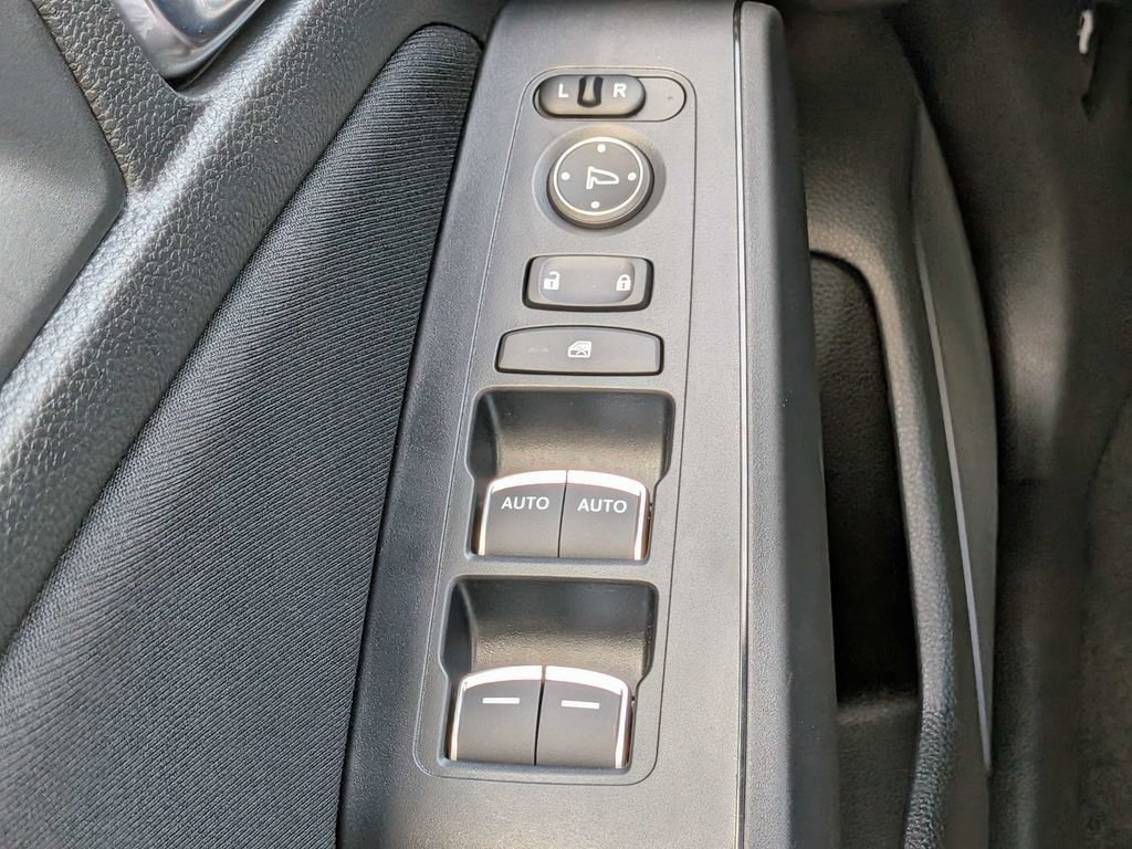 Used 2025 Honda Civic Sport image 22