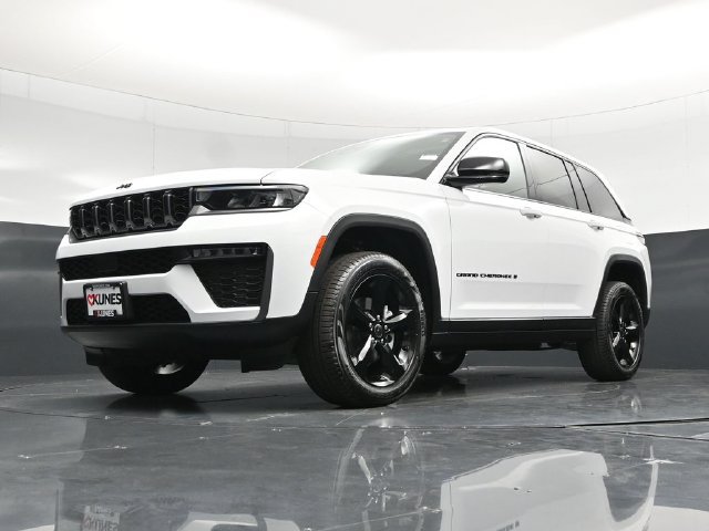 New 2027 Jeep Grand Cherokee Limited w/ Limited Altitude Package AWD/4WD image 60