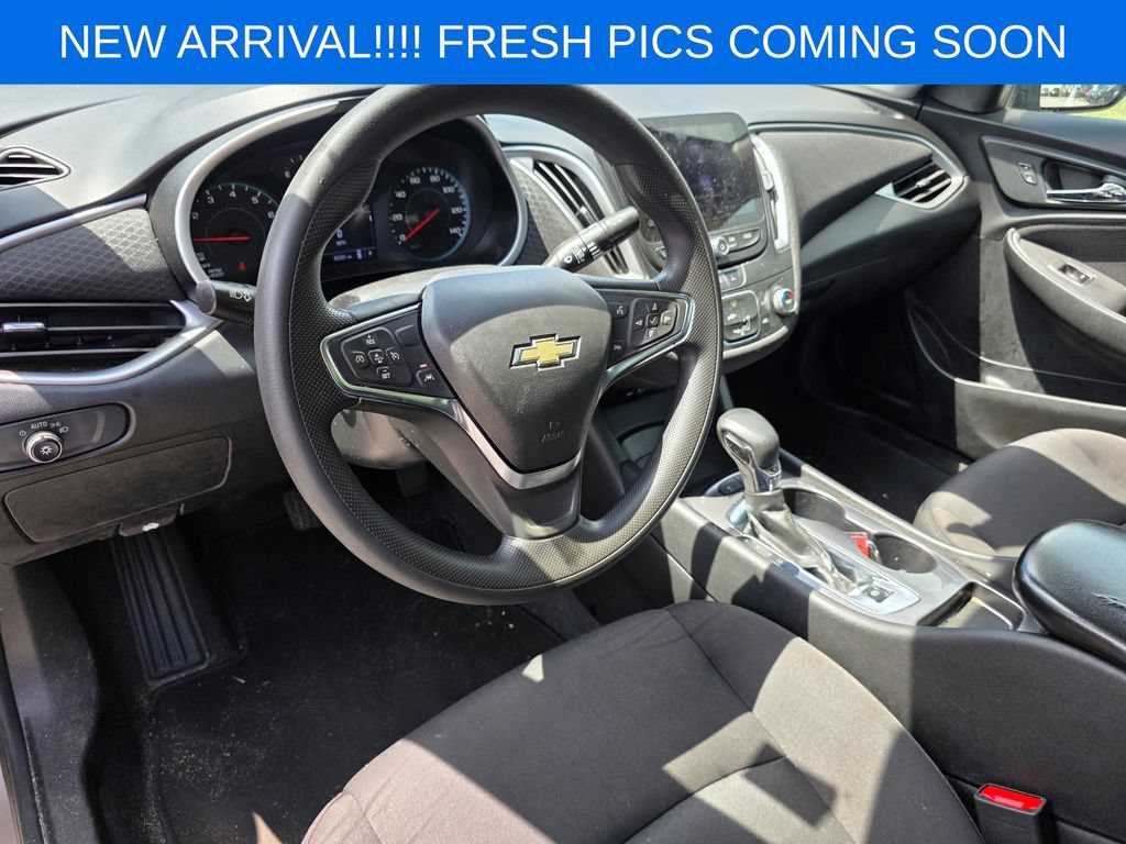 Used 2024 Chevrolet Malibu LS FWD image 7