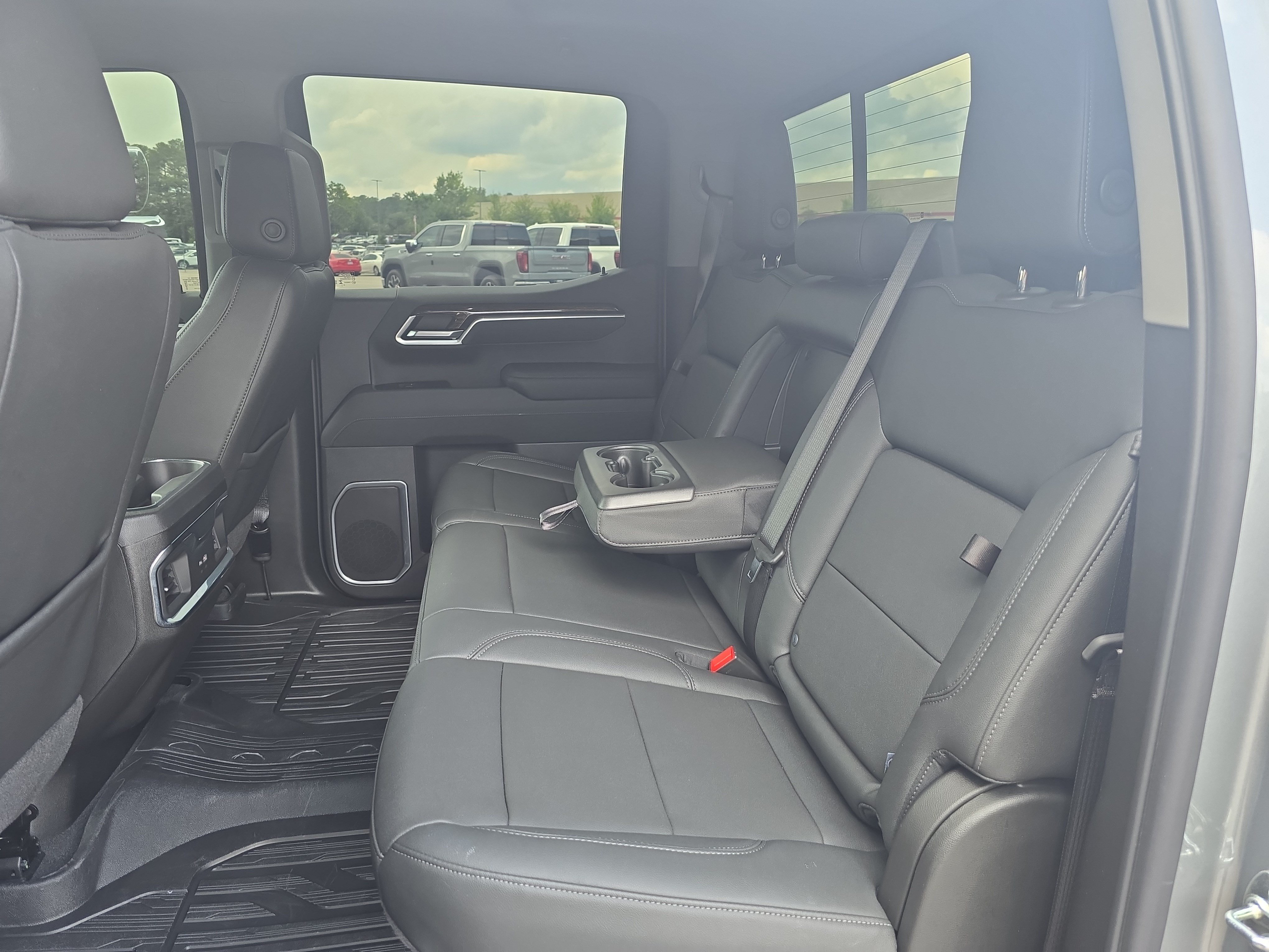 Used 2026 GMC Sierra 1500 Elevation w/ Elevation Premium Package AWD/4WD image 14