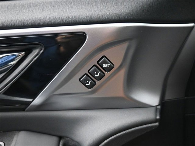 Used 2023 Subaru Outback Touring XT image 27