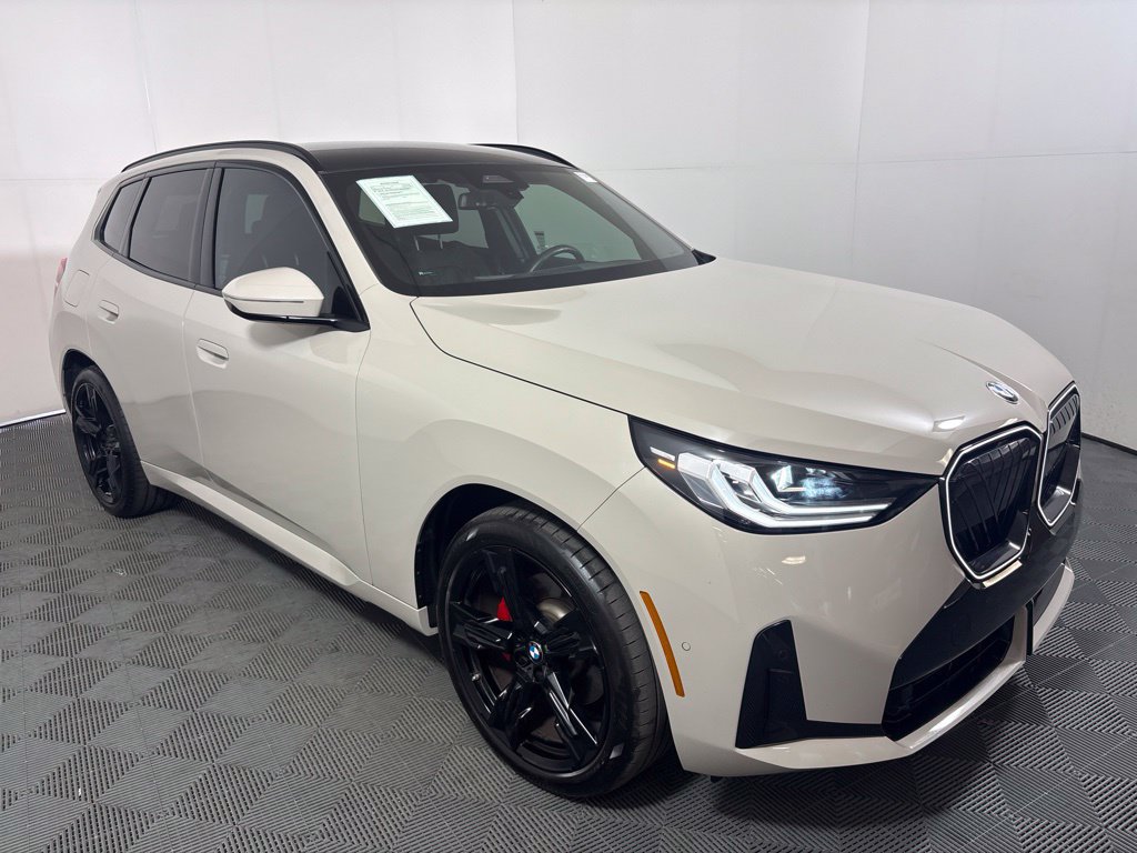 Certified 2026 BMW X3 xDrive30i w/ M Sport Package AWD/4WD image 4