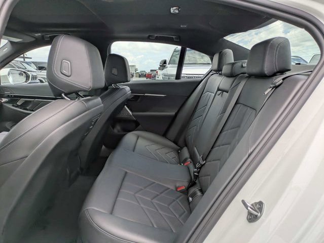Used 2026 BMW 530i xDrive AWD/4WD image 6