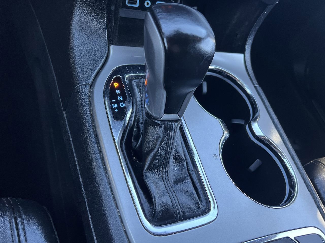 Used 2020 Jeep Grand Cherokee Limited image 10