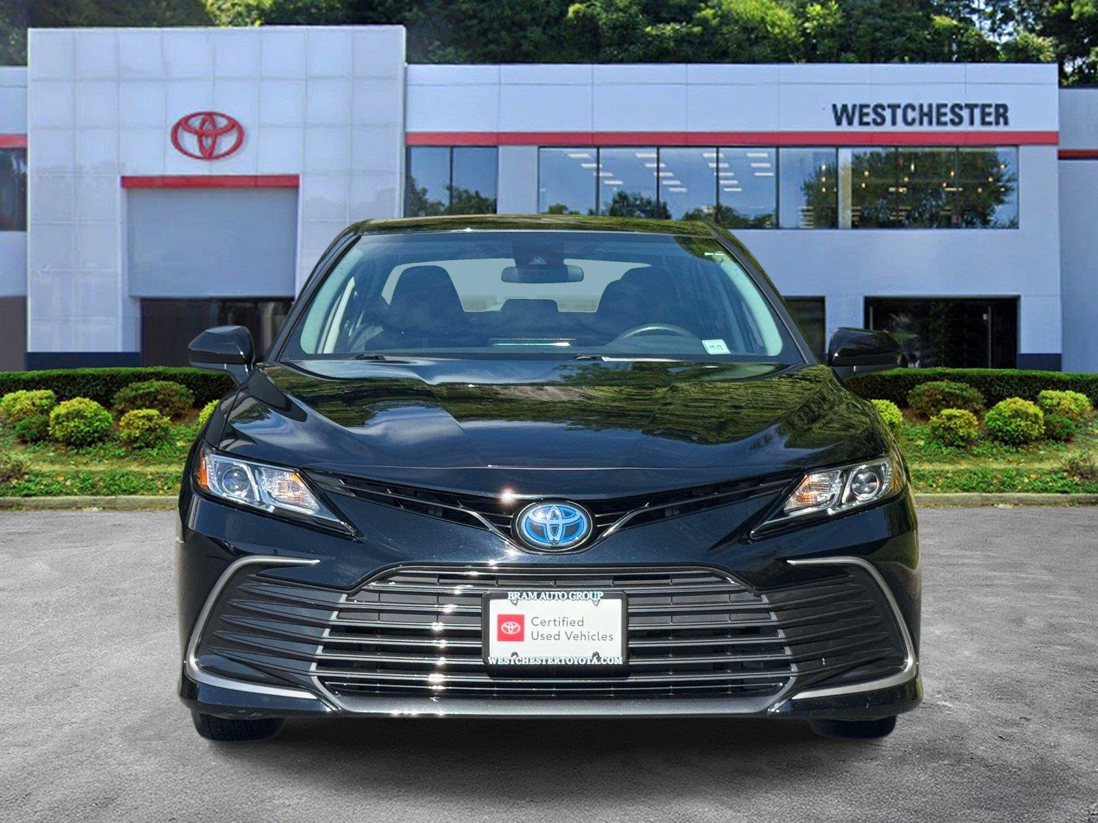 Used 2023 Toyota Camry LE FWD image 2