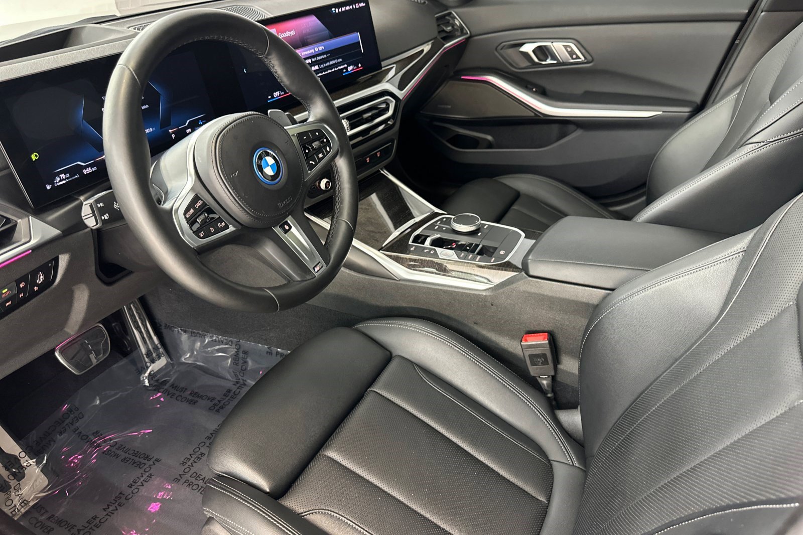 Certified 2023 BMW 330e w/ M Sport Package image 4