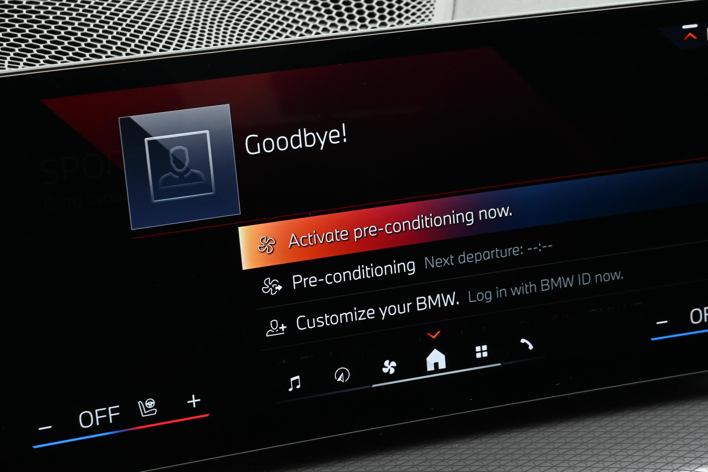 Certified 2025 BMW M440i image 38