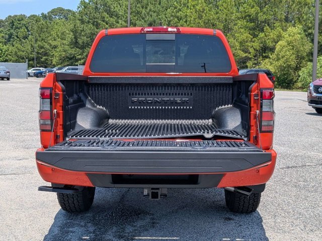 New 2025 Nissan Frontier PRO-4X w/ Black Accent Package image 13