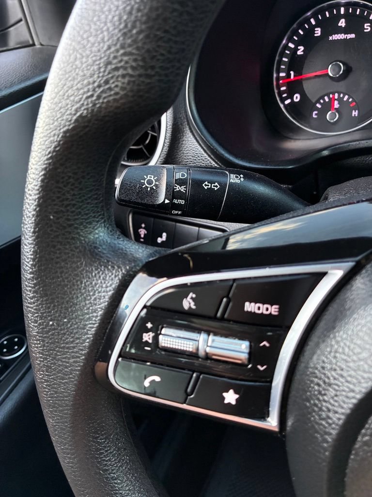 Used 2023 Kia Forte LXS w/ LXS Technology Package FWD image 25