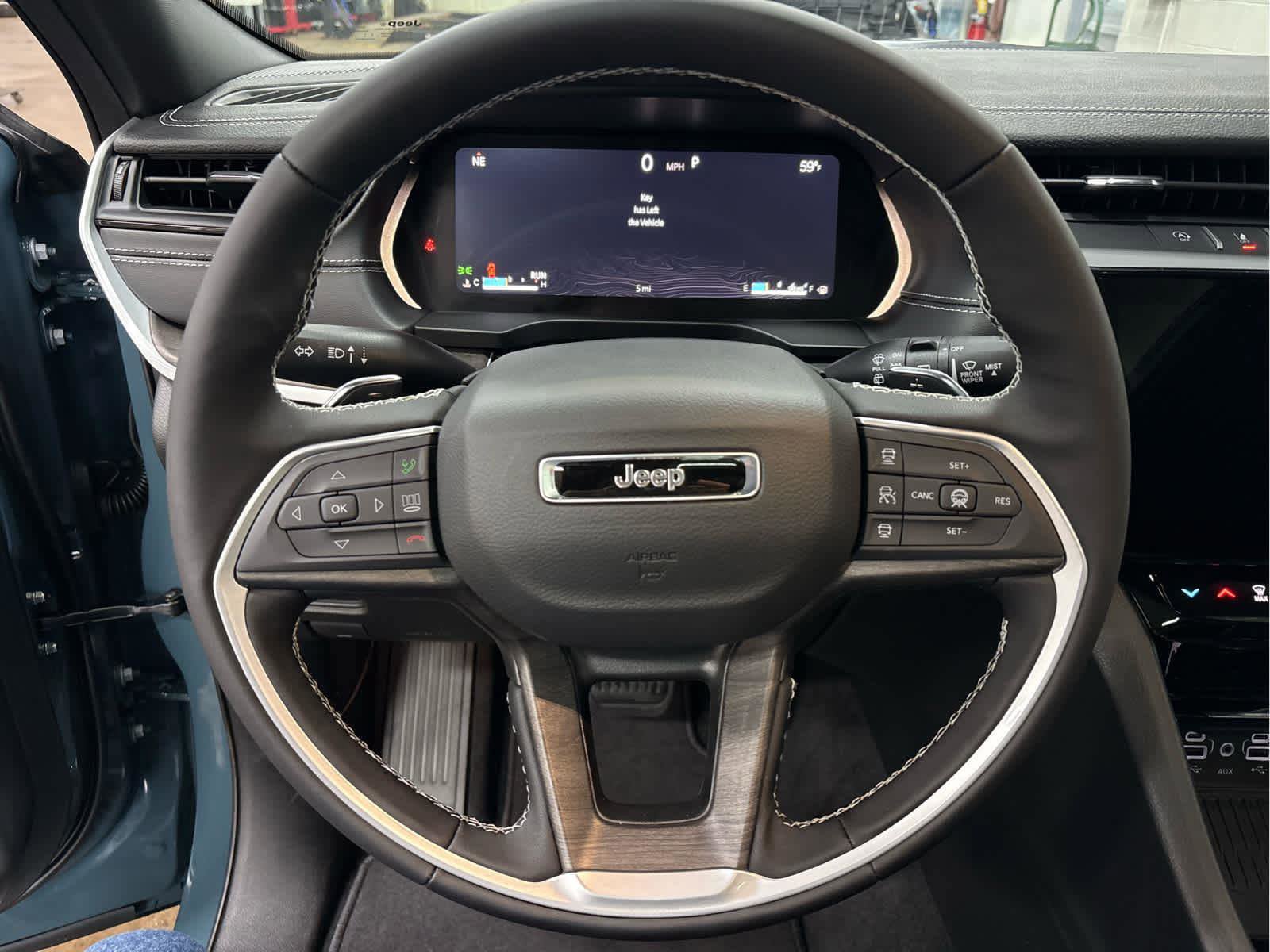 New 2026 Jeep Grand Cherokee L Limited w/ Luxury Tech Group II image 8