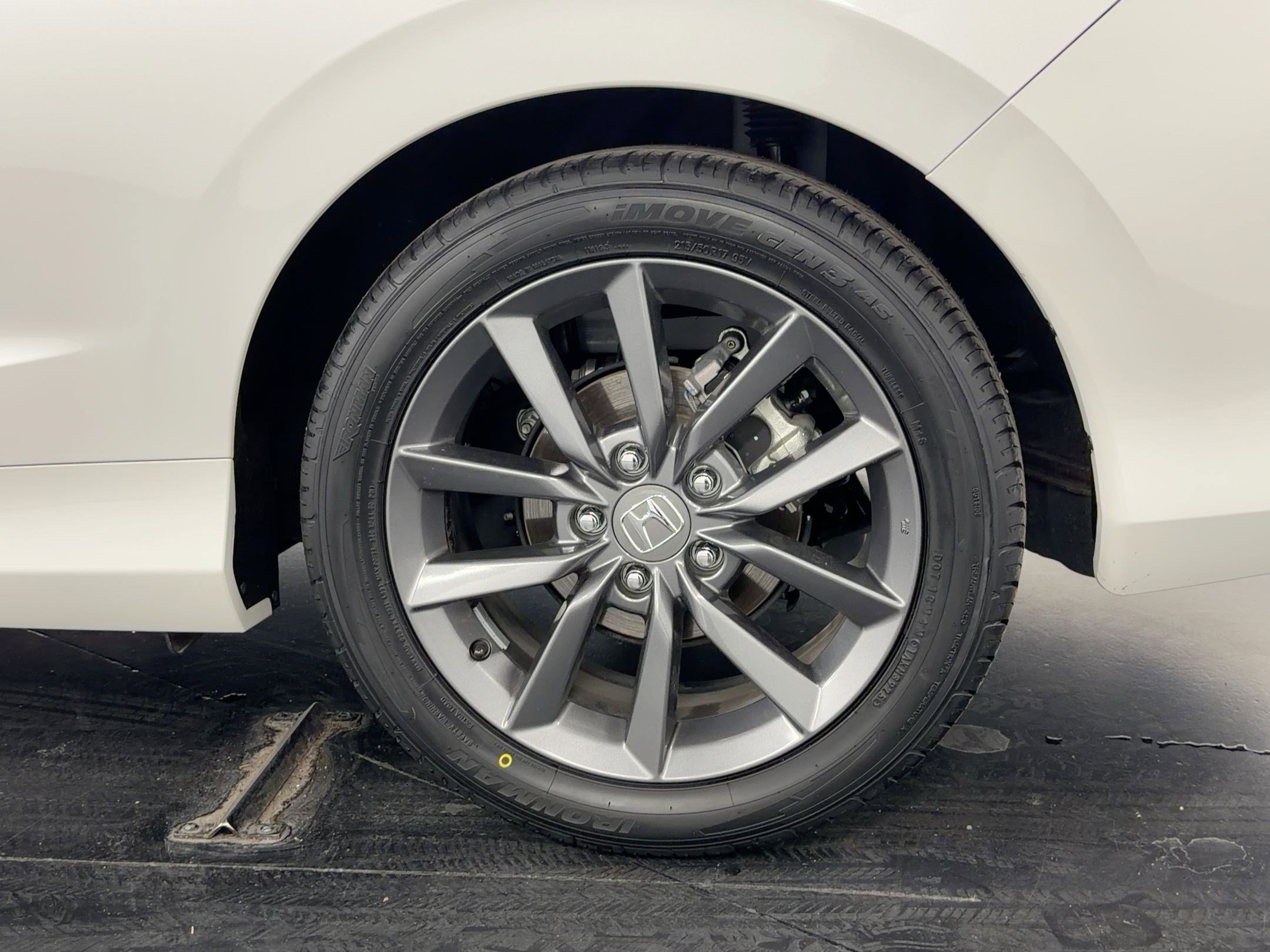 Certified 2019 Honda Civic EX image 28