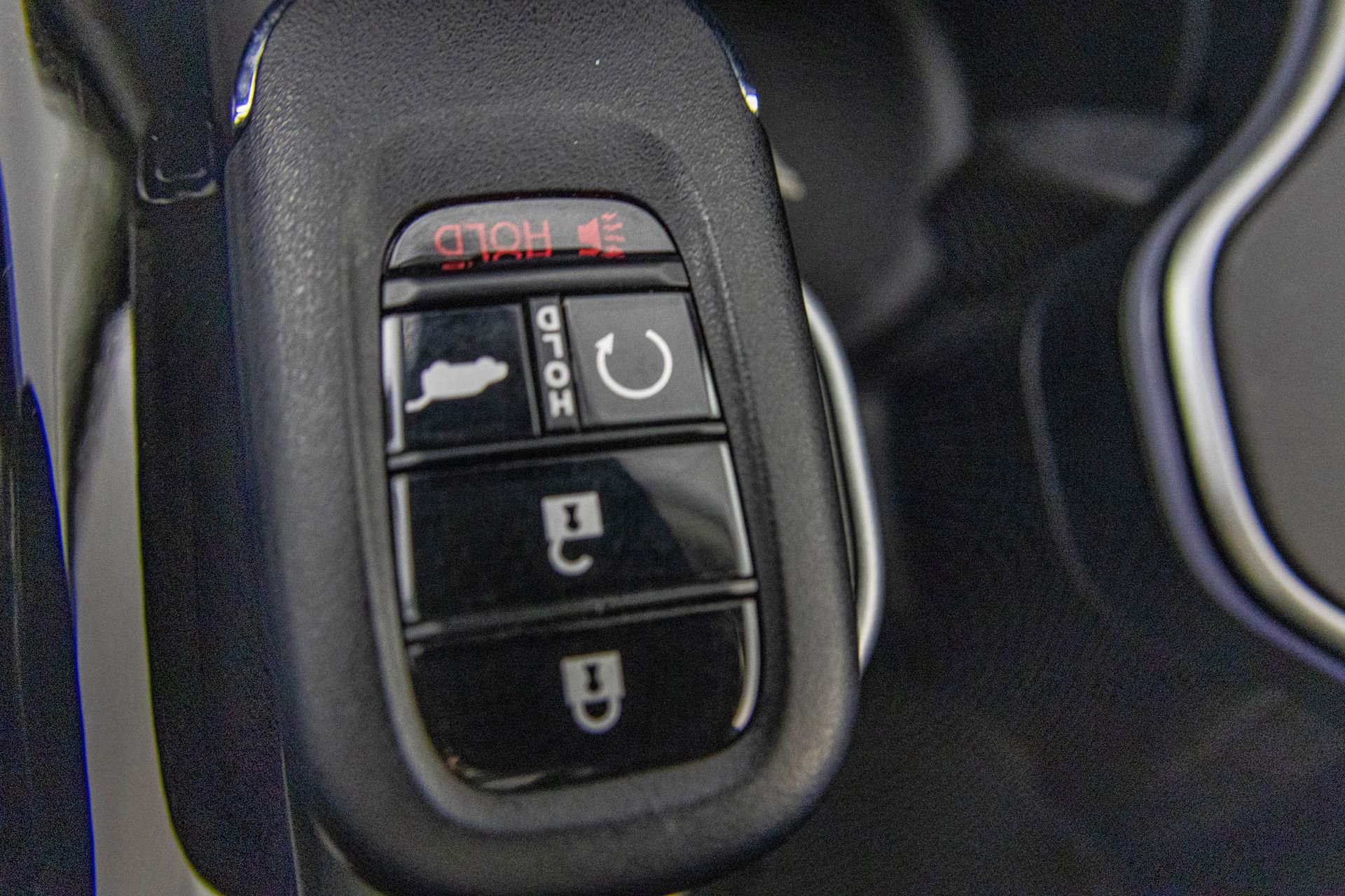 Used 2025 Honda Pilot Touring image 31