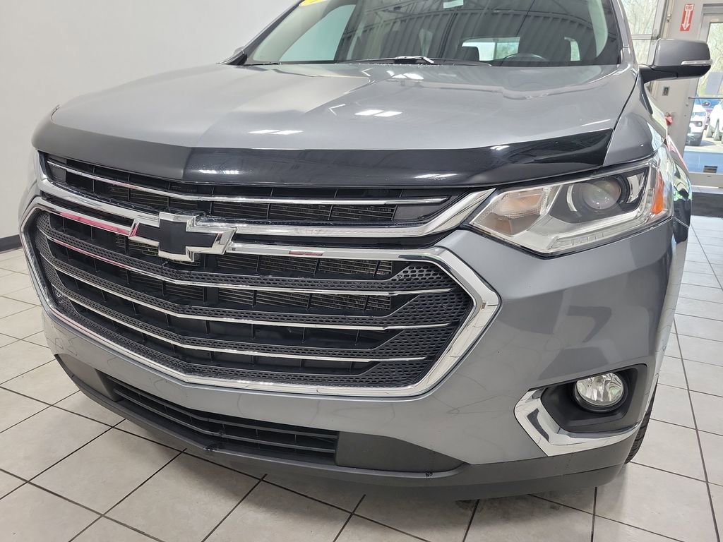 Used 2021 Chevrolet Traverse LT image 20