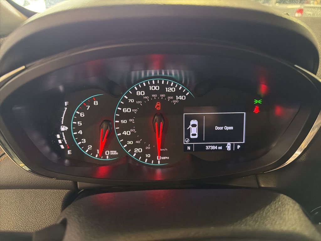 Used 2020 Chevrolet Trax LT w/ Redline Edition image 9