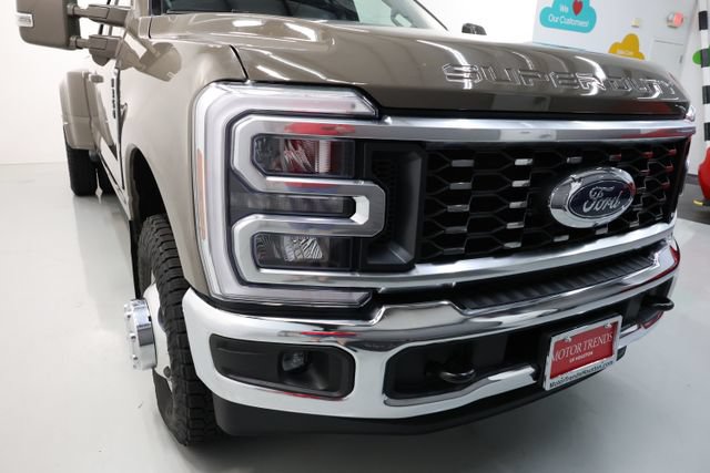 Used 2026 Ford F350 Lariat w/ FX4 Off-Road Package AWD/4WD image 56