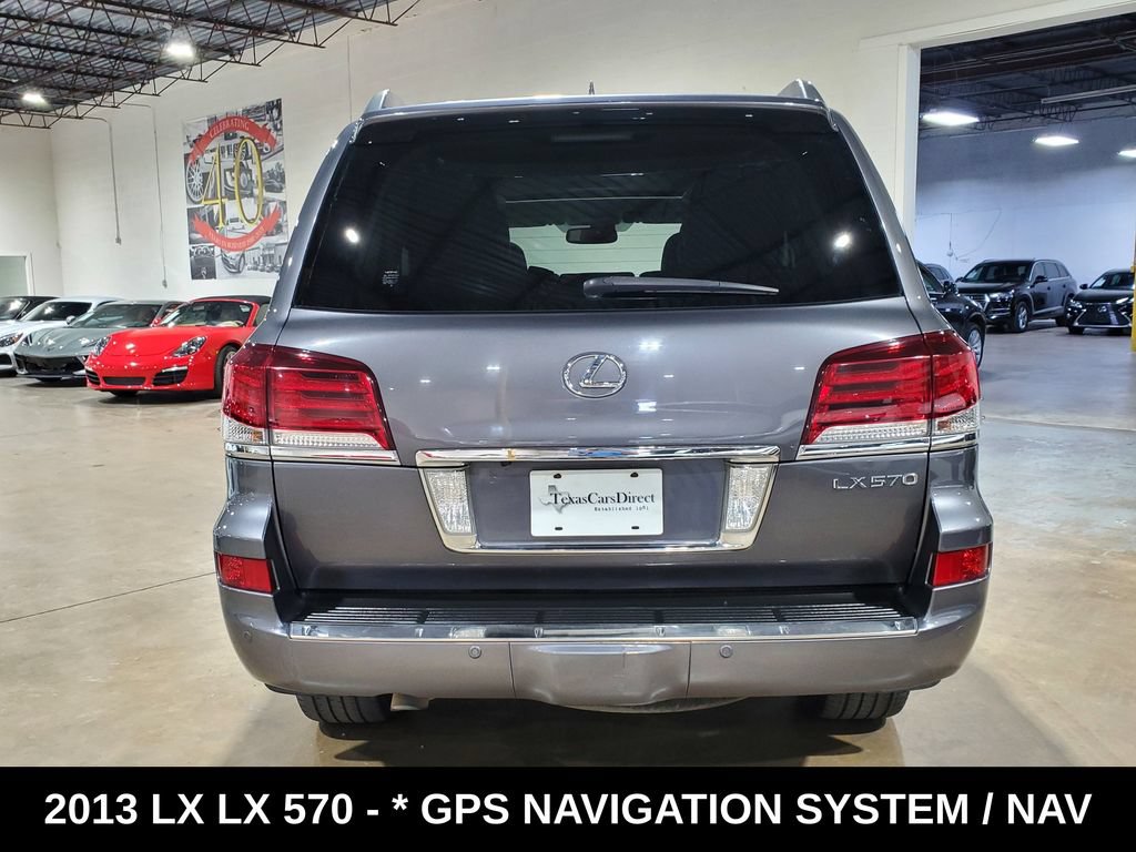 Used 2013 Lexus LX 570 4WD w/ Luxury Pkg image 11
