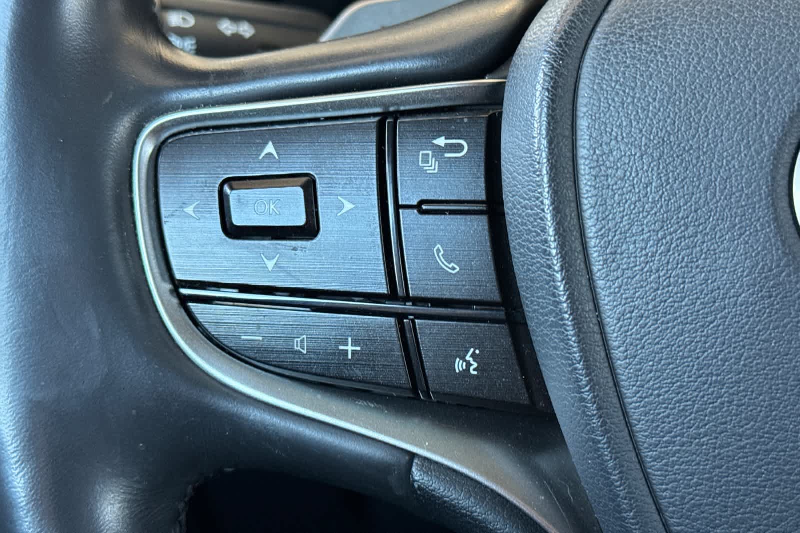 Used 2022 Lexus ES 300h w/ Premium Package FWD image 24