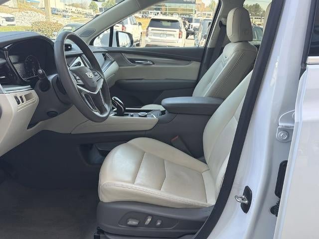 Certified 2023 Cadillac XT5 Premium Luxury AWD/4WD image 9