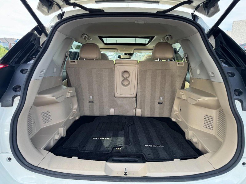 Used 2020 Nissan Rogue SL w/ Premium Package FWD image 6