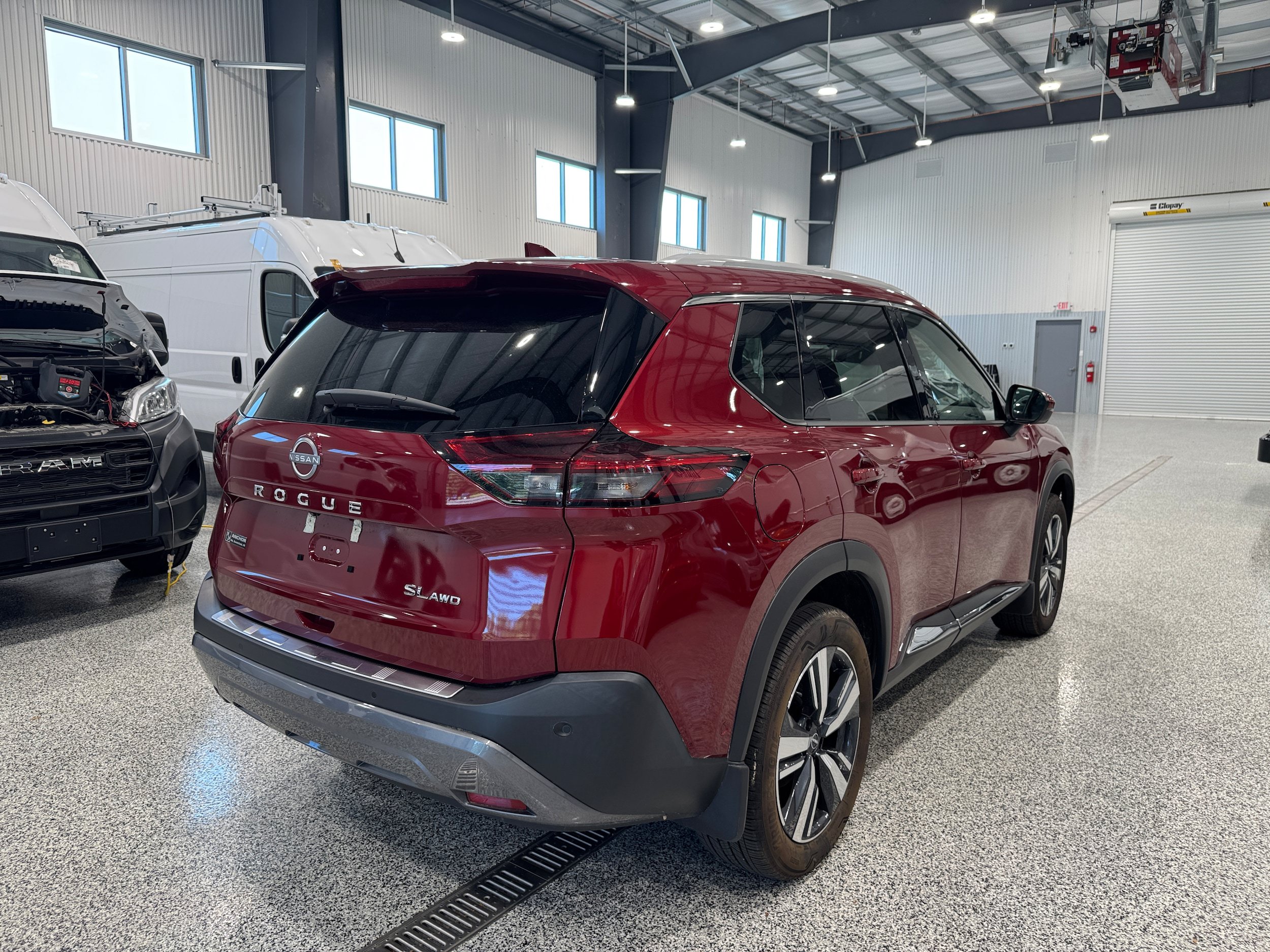 Used 2023 Nissan Rogue SL w/ SL Premium Package AWD/4WD image 5