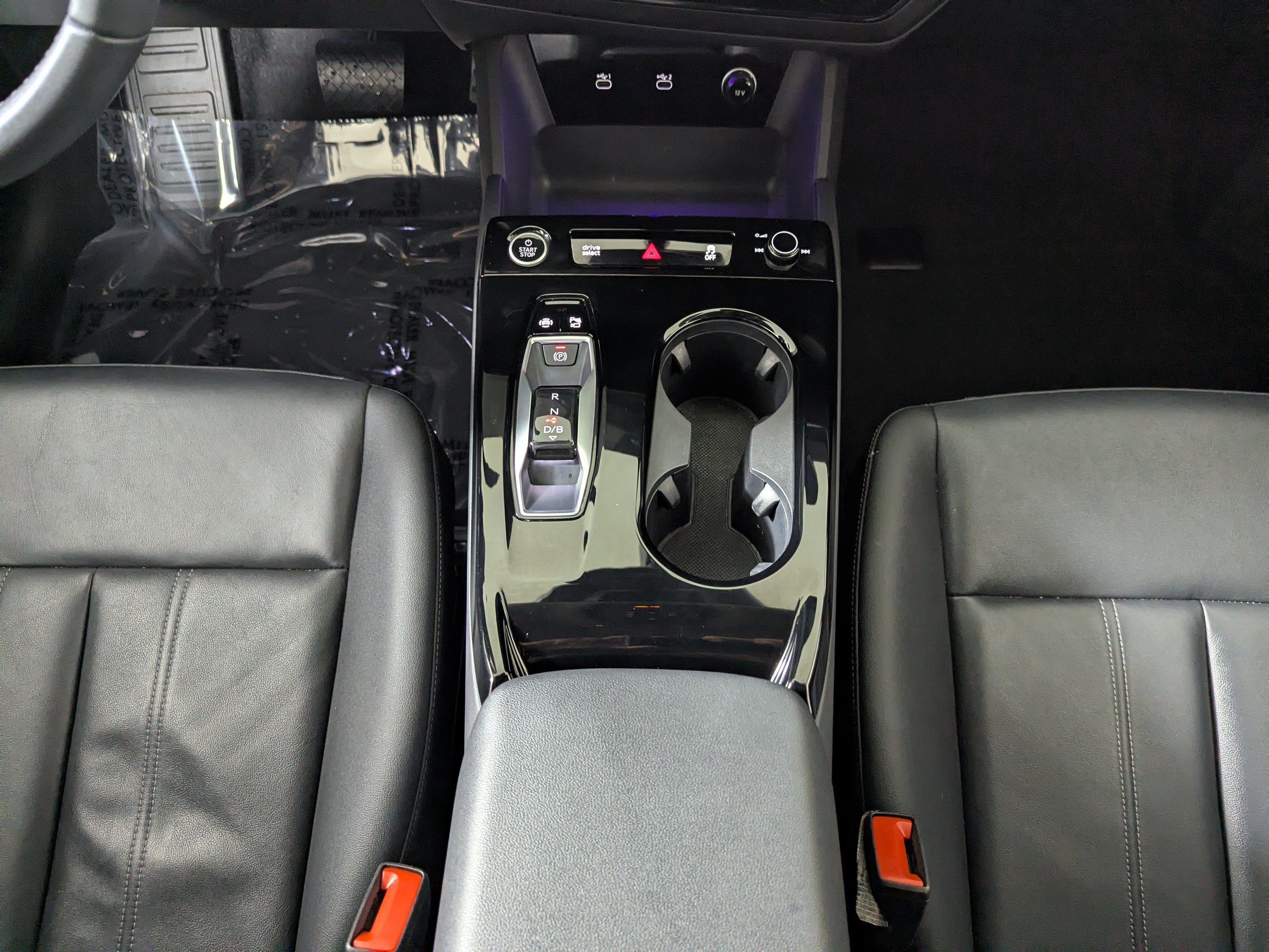 Certified 2025 Audi Q6 e-tron Prestige AWD/4WD image 21