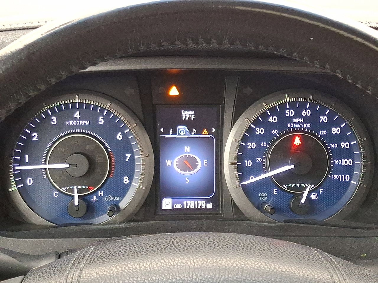 Used 2015 Toyota Sienna XLE w/ XLE Navigation Package FWD image 16