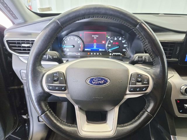 Used 2022 Ford Explorer XLT w/ Equipment Group 202A image 17