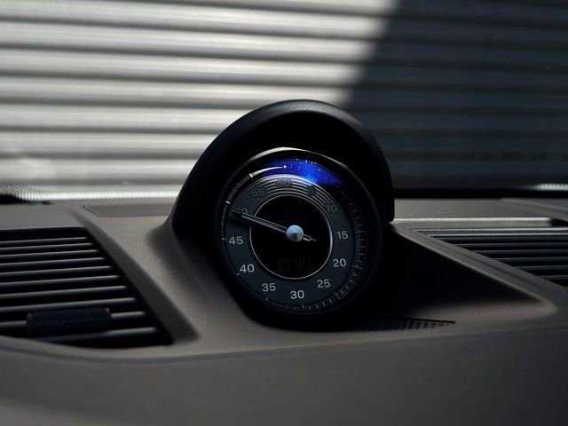Certified 2025 Porsche 911 Turbo S image 19