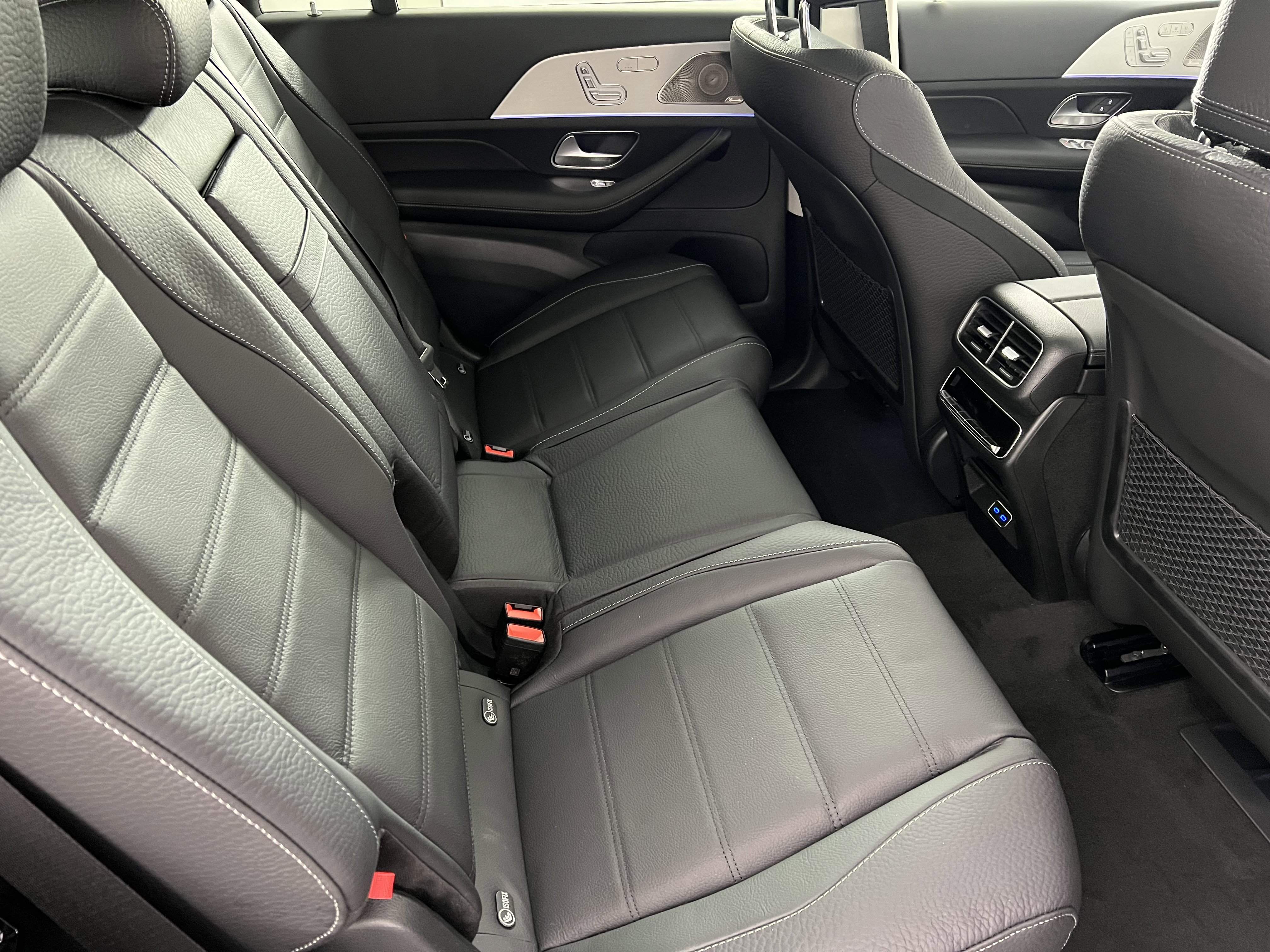 New 2026 Mercedes-Benz GLS 450 4MATIC image 26