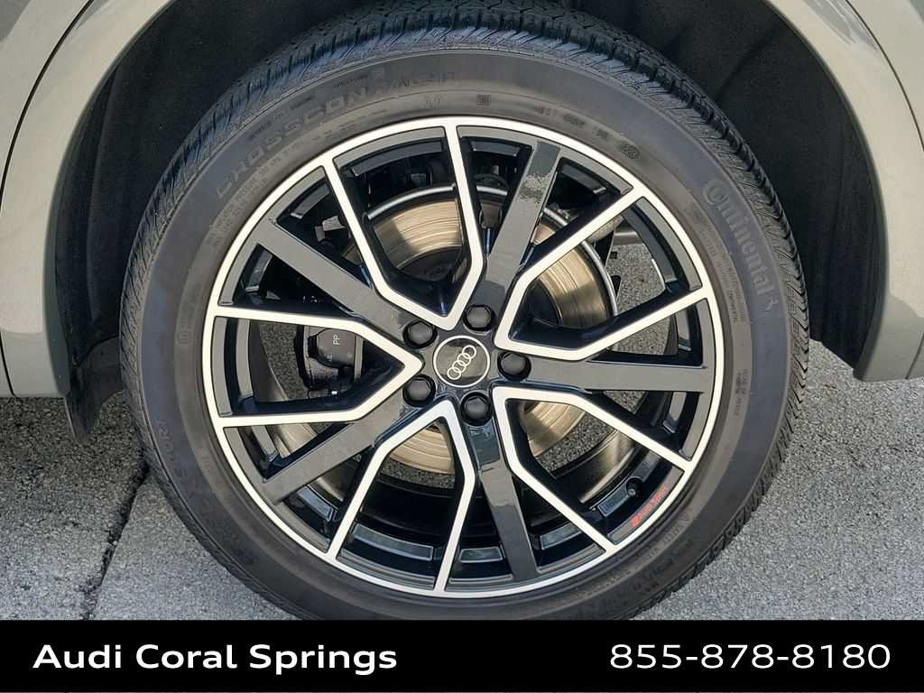 Certified 2023 Audi SQ5 Premium Plus w/ Premium Plus Package AWD/4WD image 16