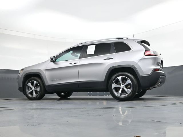 Used 2019 Jeep Cherokee Limited image 33