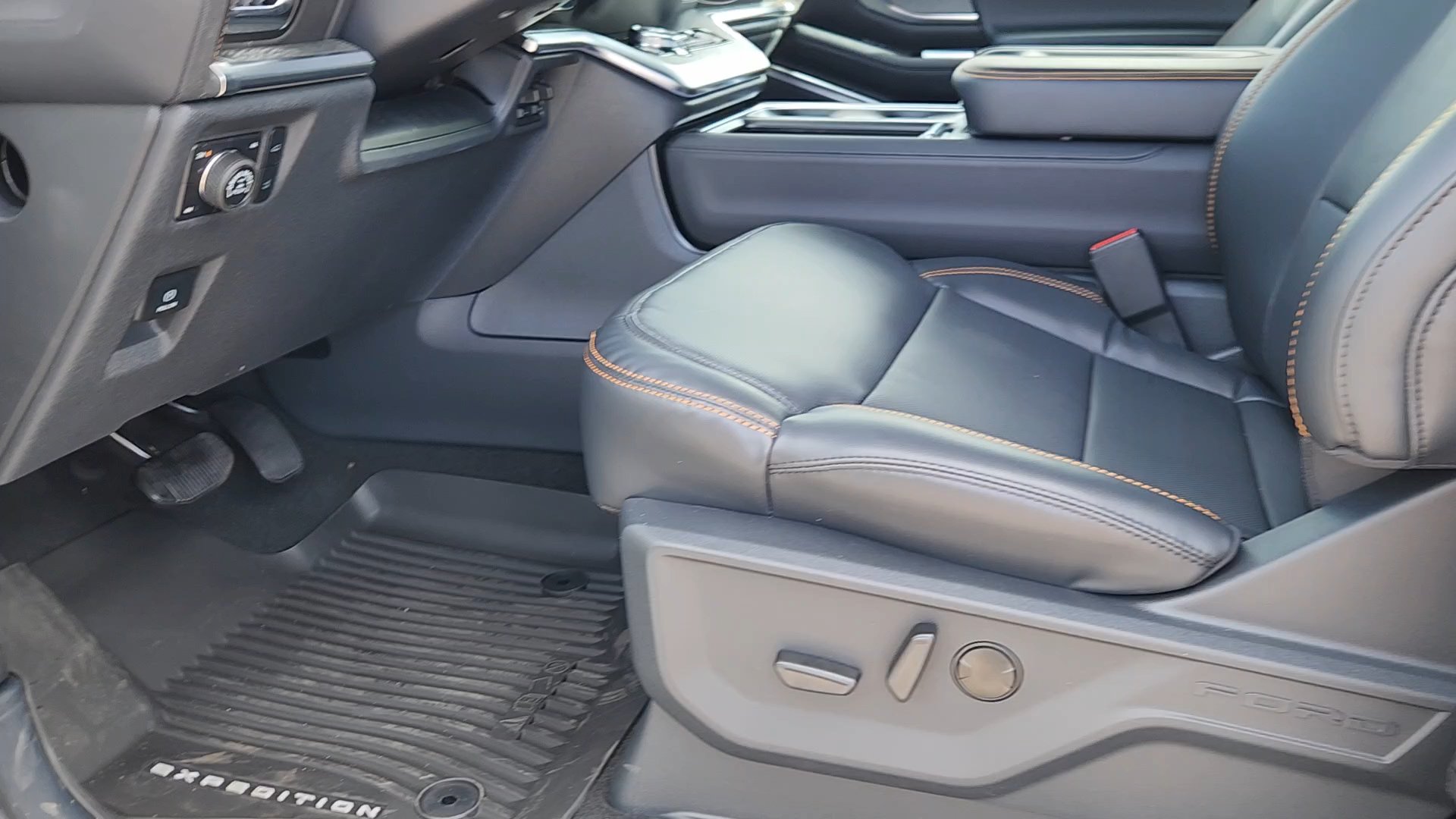 New 2026 Ford Expedition Tremor AWD/4WD image 30