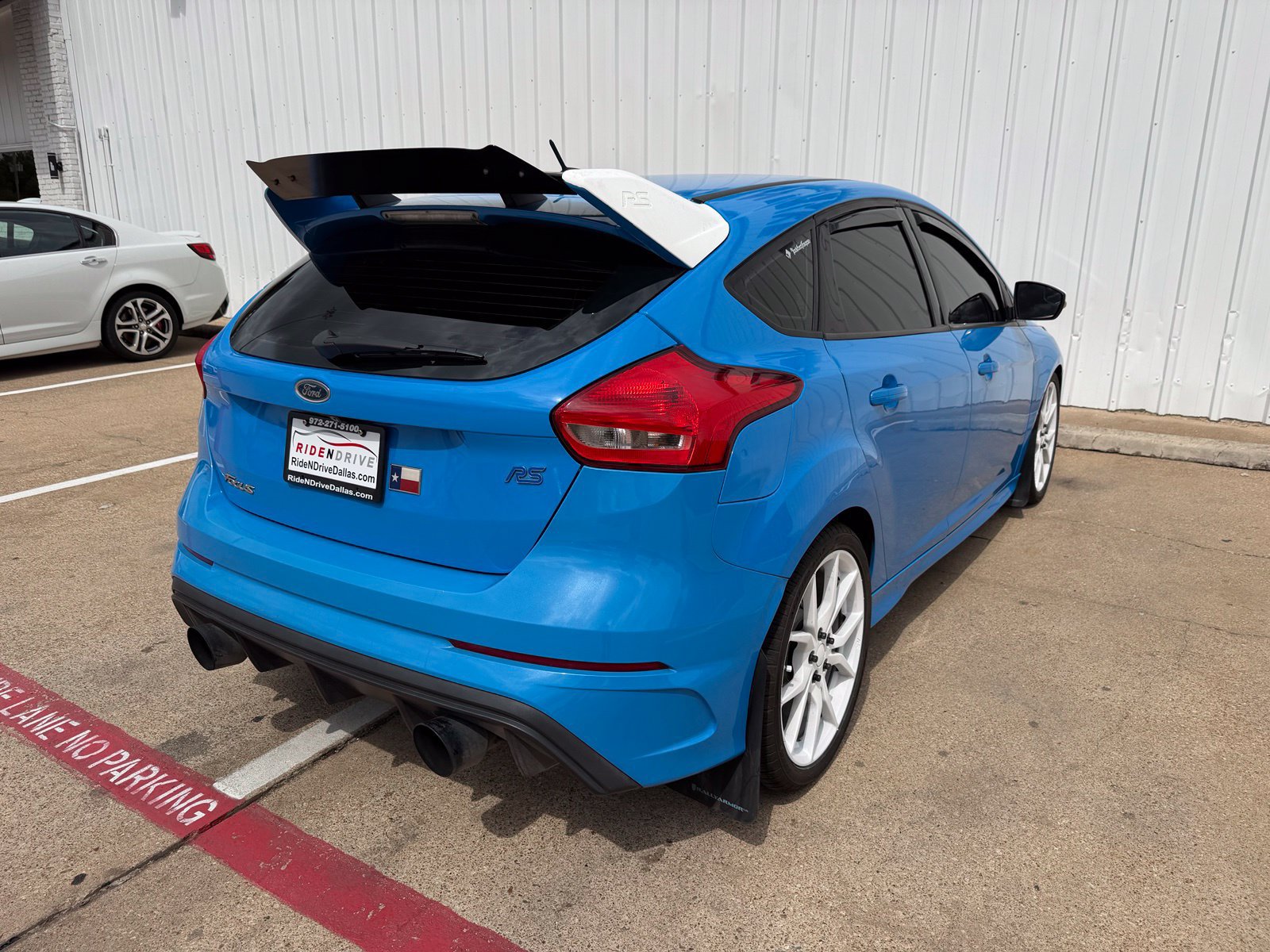 Used 2017 Ford Focus RS AWD/4WD image 8